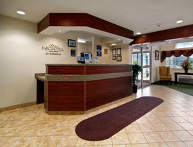 Microtel Inn And Suites Gassaway Εξωτερικό φωτογραφία